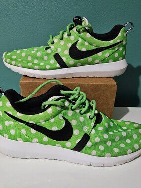 Nike Roshe One Mens Running Shoes Size 9 Green Polka Dot 810857-300 Sneakers